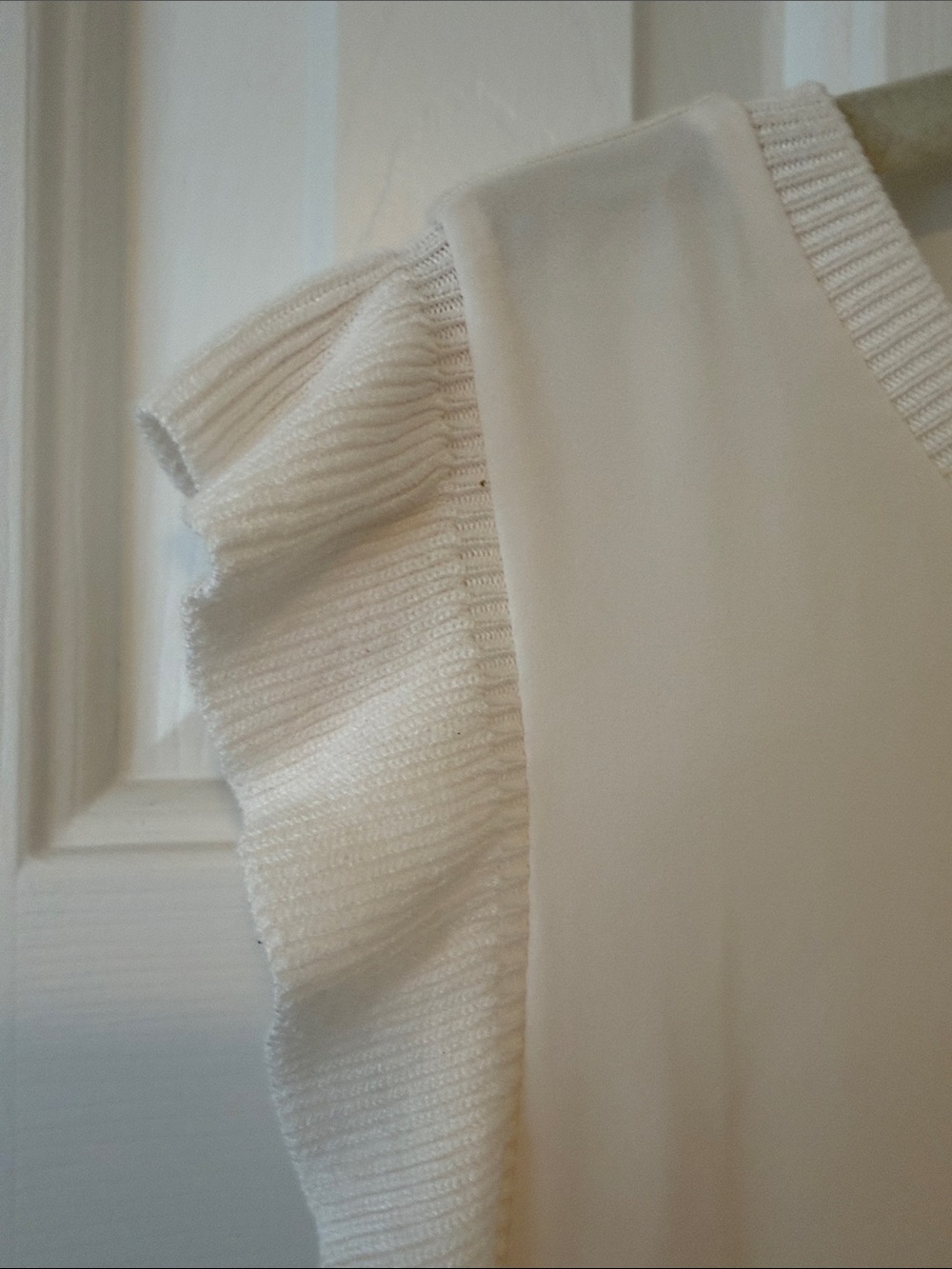 LOFT Cream Ruffle Sleeve Shell Top - Picture 3 of 6